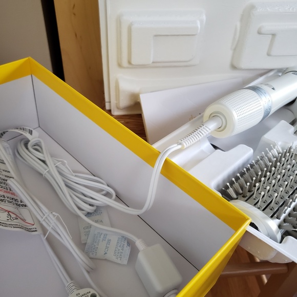 Drybar Reserve Blow Dryer NEW! - Picture 10 of 11